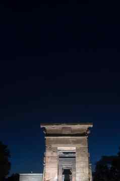 前面视图寺庙德博德晚上马德里西班牙空间文本