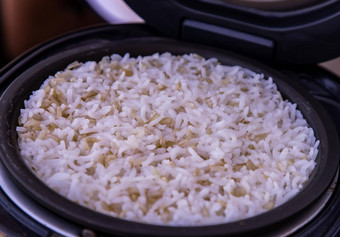 茉莉花大米烹饪混合粗棕色（的）大米电大米炊具蒸汽