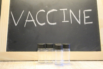 疫苗<strong>主题图片</strong>词疫苗黑板上