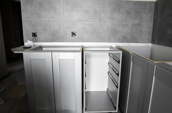 较低的自定义厨房橱柜安装家具外墙中密度纤维板灰色的模块化厨房刨花板材料阶段安装框架家具方面中密度纤维板配置文件