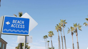 海滩标志手掌阳光明媚的加州美国棕榈树海边路标海滨太平洋<strong>旅游度假</strong>胜地审美象征旅行假期夏季假期海滨散步
