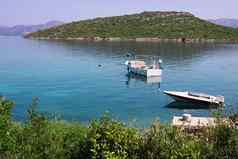 小钓鱼船平静水域亚得里亚海海克罗地亚