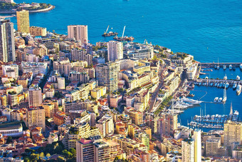 摩纳哥基督山卡 罗城市景观海岸线色彩斑斓的视图