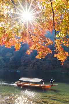 美丽的自然视图岚山秋天季节河《京都议定书》日本岚山吸引力具有里程碑意义的旅游《京都议定书》日本