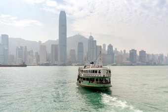 在香港香港传统的木<strong>中国</strong>人船旅游服务维多利亚港日落视图九龙一<strong>边</strong>在香港香港