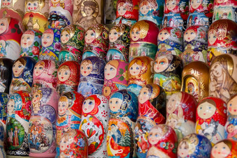 背景色彩斑斓的俄罗斯娃娃市场俄罗斯传统的俄罗斯记忆公平