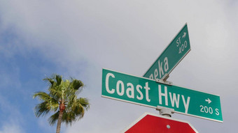 太平洋海岸<strong>高速</strong>公路历史路线路标志旅游目的地加州美国刻字十字路口路标象征夏季旅行海洋全美洲的风景优美的号<strong>高速</strong>公路