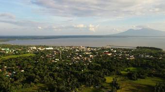 视图小小镇火山距离索索贡城市吕宋岛菲律宾夏天旅行假期概念