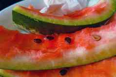 皮种子吃西瓜水果