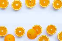 高维生素多汁的甜蜜的框架使新鲜的橙色水果白色