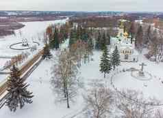 波尔塔瓦乌克兰桑普森纪念教堂位于领土历史文化储备场伟大的波尔塔瓦