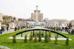 独立纪念碑基辅