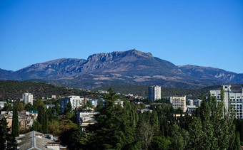 城市景观建筑背景山阿卢什塔