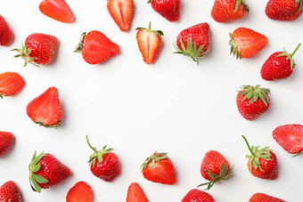 平躺作文草莓白色背景空间文本夏天甜蜜的水果浆果