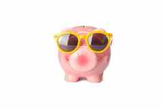 快乐小猪银行太阳镜孤立的白色背景金融储蓄钱