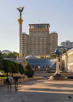 独立纪念碑基辅乌克兰
