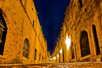 罗兹岛城市街骑士视图晚上希腊欧洲