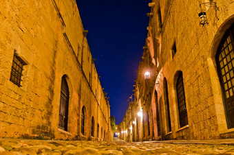 罗兹岛城市街骑士视图晚上希腊欧洲