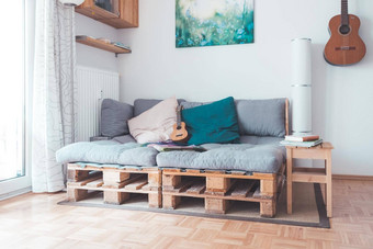 简单的生活方式舒适的生活房间调色板家具调色板沙发