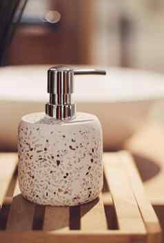 环保浴室装饰使有机可持续发展的材料首页装饰奢侈品室内设计