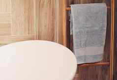 有机可持续发展的浴毛巾环保浴室首页装饰奢侈品室内设计