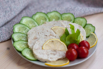 减少肉烤鸡片片烤鸡<strong>肉铺</strong>设板黄瓜樱桃西红柿