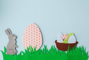 Diy纸卡片复活节体积问候卡片邀请兔子草大蛋装饰鸡蛋篮子天上的背景纸减少复制空间