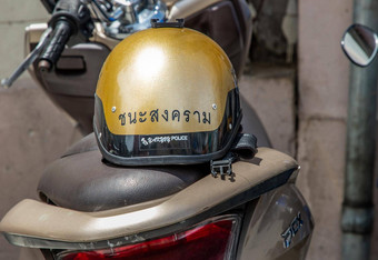 泰国<strong>警察</strong>头盔鞍<strong>警察</strong>摩托车查纳Songkhram大都会<strong>警察</strong>站