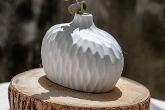 干花手工制作的陶瓷花瓶木董事会首页装饰