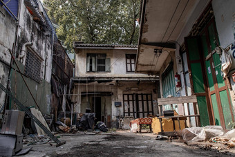 外部房子左恶化时间中国人体系结构风格被遗弃的房子摧毁了房子毁了房子