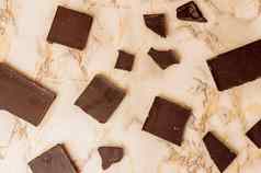 黑暗巧克力糖谷蛋白免费的糖尿病患者过敏块巧克力谎言大理石表格模式巧克力片