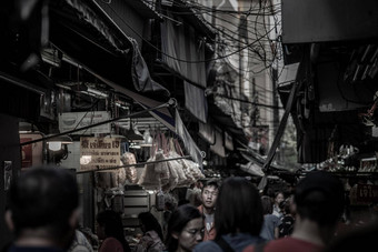 当地的人走购物市场耀华力<strong>唐人街</strong>曼谷著名的具有里程碑意义的曼谷