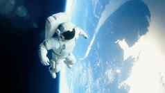 宇航员外空间飞行地球呈现