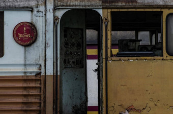 古董铁路容器门生锈的颜色站