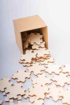 块拼图谜题盒子问题解决方案概念