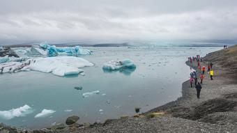 旅游活动冰川环礁湖杰古沙龙冰隆冰山冰岛夏天