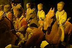 数字绘画风格代表雕像古老的中国人勇士马背上的