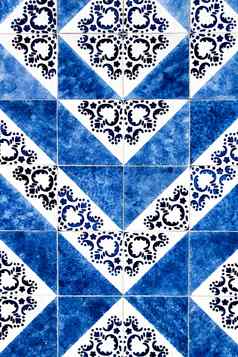 色彩斑斓的传统的古董瓷砖葡萄牙