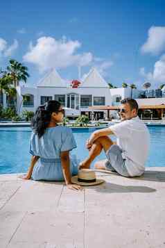 奢侈品度假胜地游泳池棕榈海滩阿鲁巴岛
