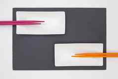 矩形板岩板陶瓷板紫色的橙色筷子寿司白色表格