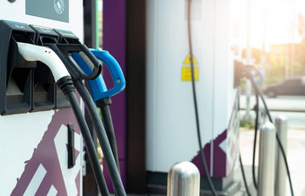 电车充电站负责电池插头车辆电引擎充电器清洁能源充电点车停车很多绿色权力未来运输技术