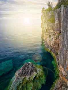 悬崖海洋海岸线海洋岩石