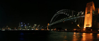 悉尼港口hoarbor晚上