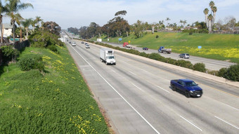 汽车号州际<strong>公路</strong>高速<strong>公路</strong>加州美国城际高速<strong>公路</strong>运输路交通绿色植物