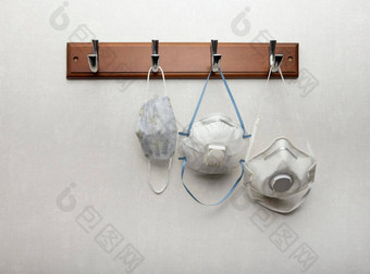 呼吸器面具挂衣服架