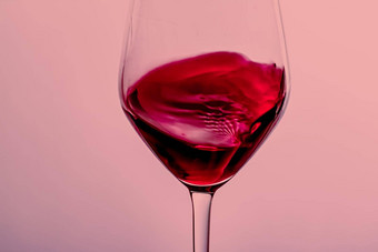 红色的酒<strong>水晶玻璃</strong>酒精喝奢侈品开胃酒酿酒学葡萄栽培产品