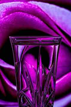 玫瑰折射玻璃