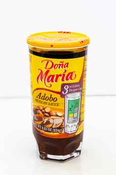 卡尔加里阿尔伯塔省加拿大4月dona玛丽阿多博酱汁丰富的红色的棕色（的）朴实的味酱汁同义的辣椒辣椒传统的墨西哥酱汁