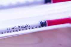 集注射器注射胰岛素