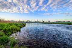夏天阳光明媚的黎明河自然俄罗斯空间河照片图片夏天景观印刷产品杂志封面美丽的夏天景观